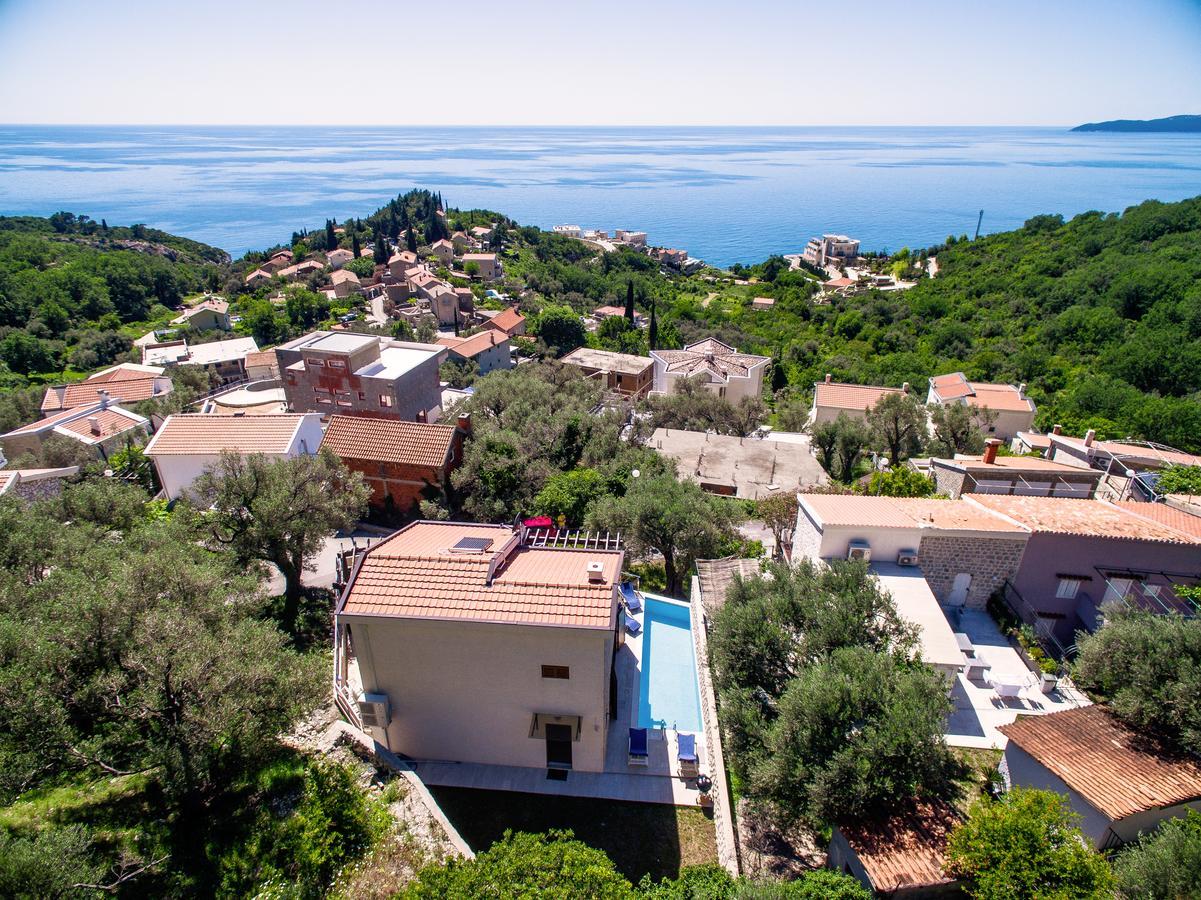 Petrovac Villa Rijeka Rezevici מראה חיצוני תמונה